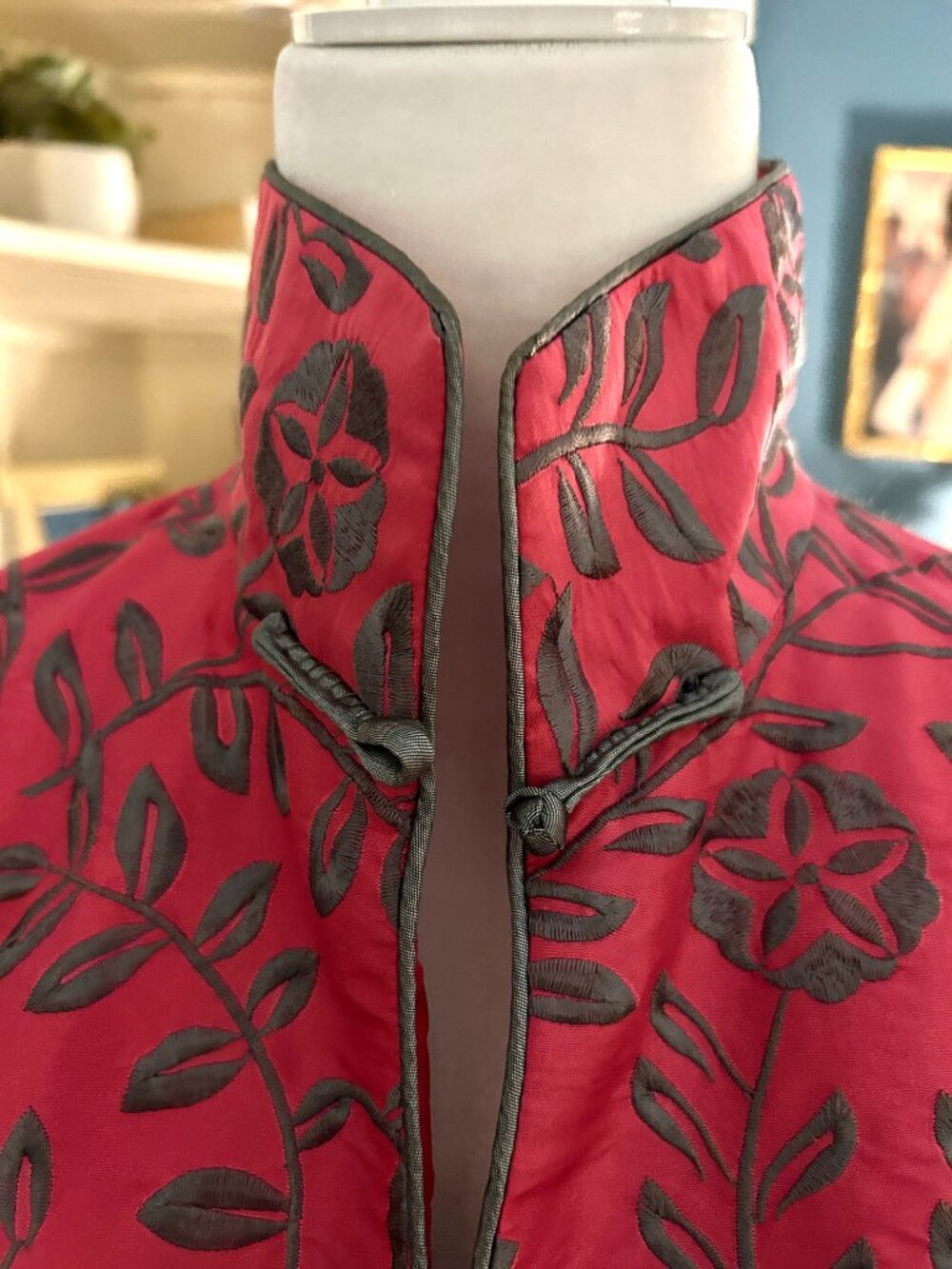 Traditional Chinese Jacket - Picture 3 of 6